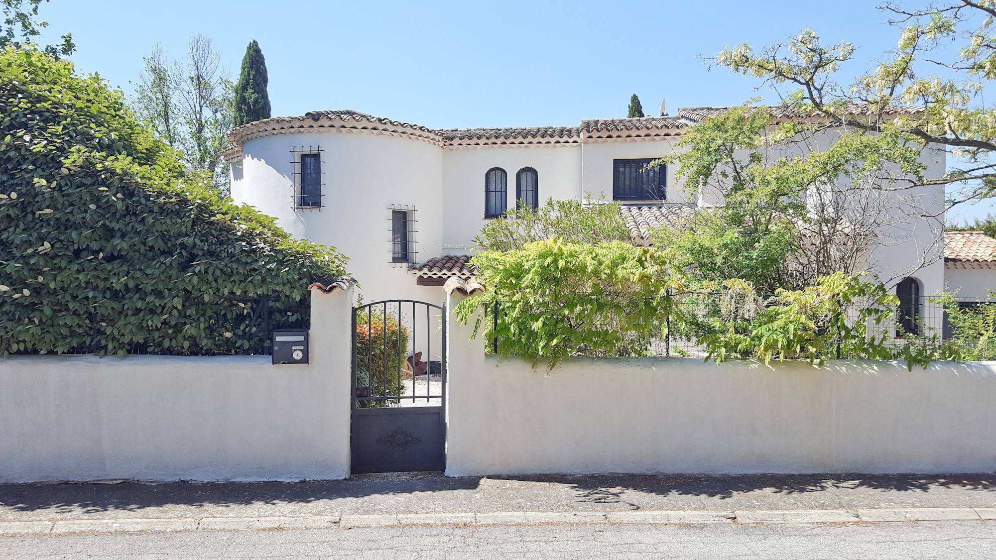 Réhabilitation d'une villa des années 70 à Aix-en-Provence