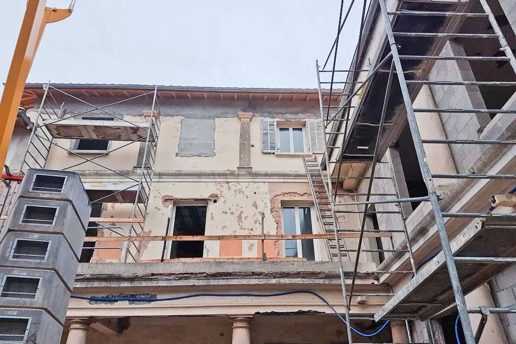 Ravalement de façades enduit chaux Marmorino du Centre Adrech à Aix-en-Provence