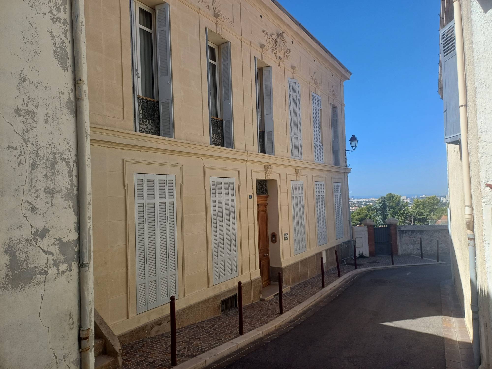 Ravalement de façades d'une maison ancienne Allauch (13950)