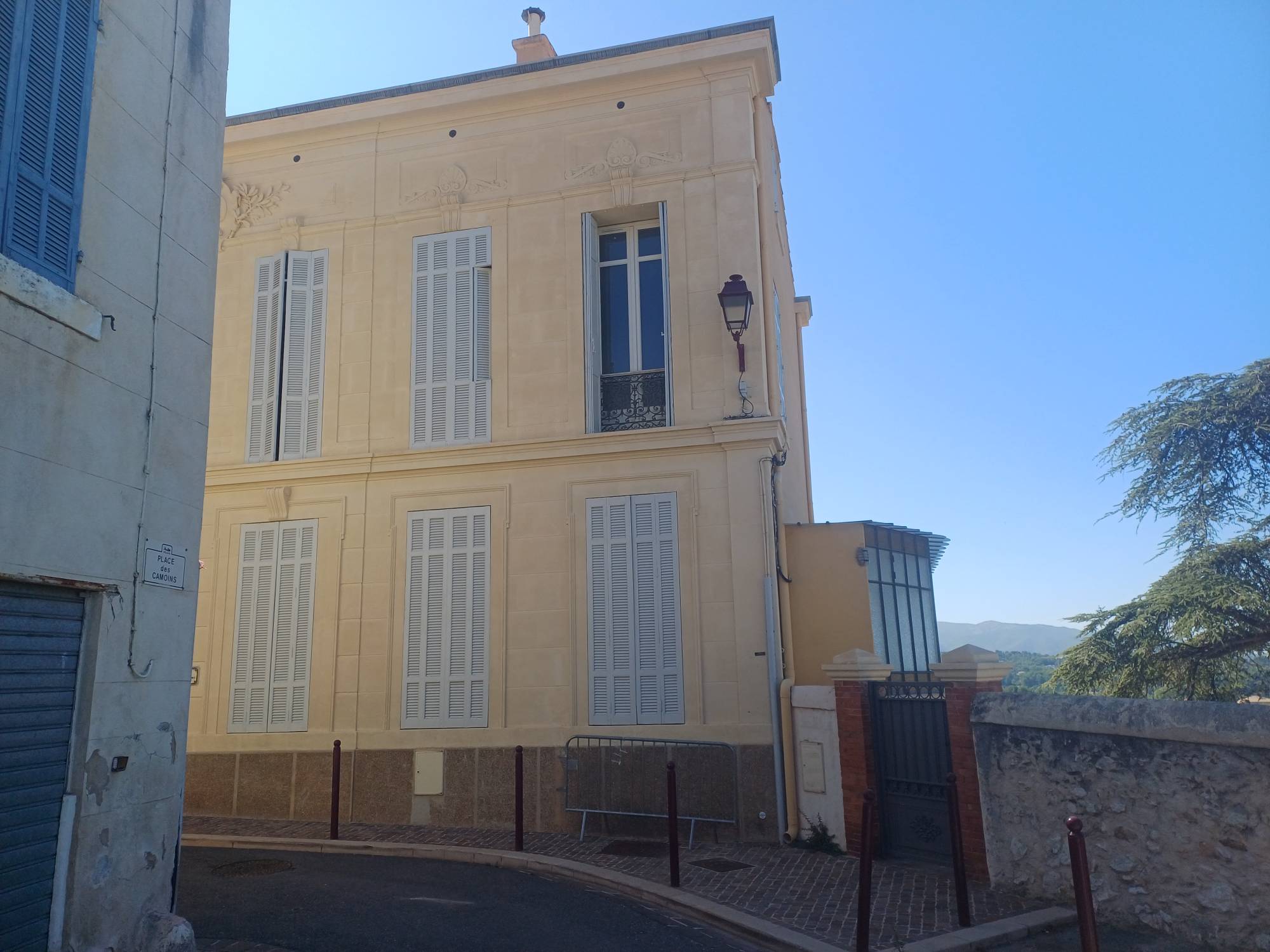 Ravalement de façades d'une maison ancienne Allauch (13950)