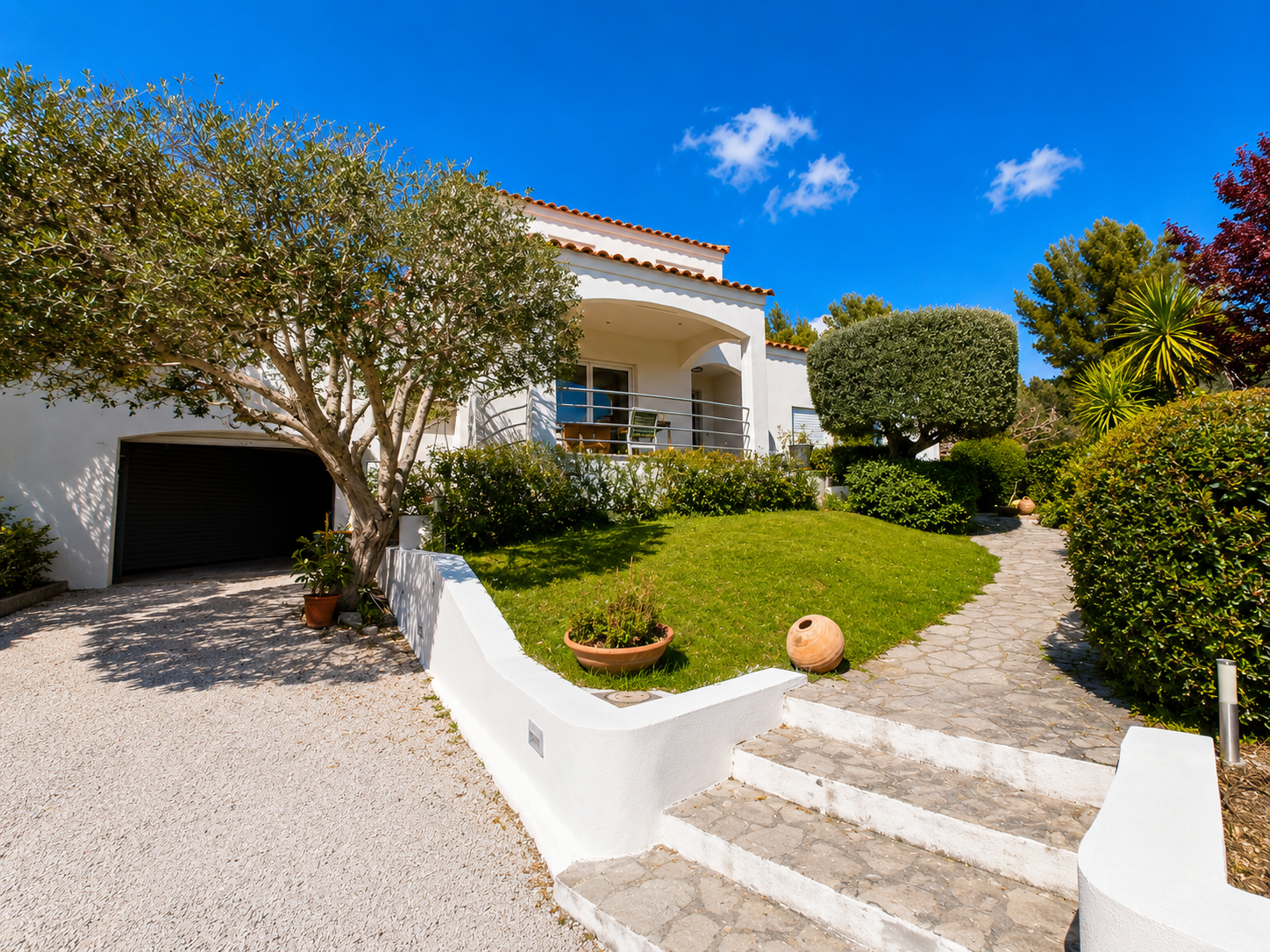 Ravalement d’une maison provençale à la Valentine 13011