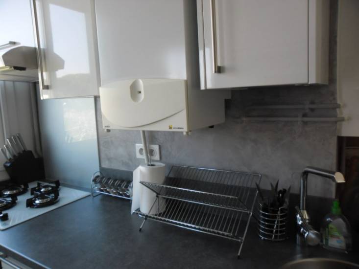 Murs en stuc ciré de diverses pièces d'un appartement à la Ciotat