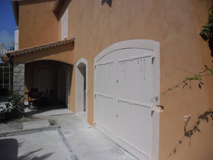 Enduit de façades sur une maison à Six Fours les Plages
