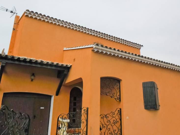 Villa varoise pavillonnaire des années 60 à Saint-Cyr-sur-Mer