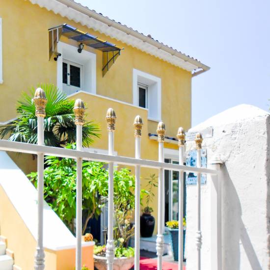 ITE sur une villa traditionnelle des années 50 à Bandol (83150)