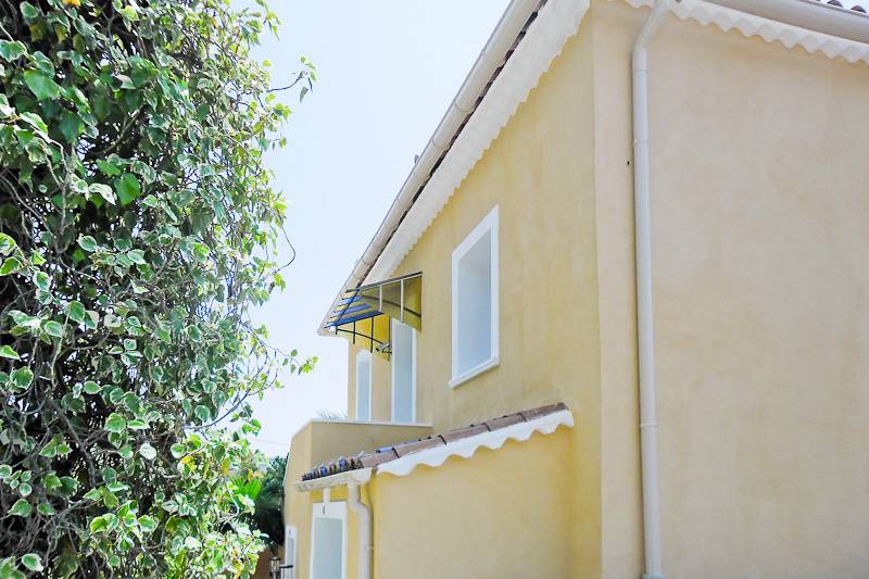 ITE sur une villa traditionnelle des années 50 à Bandol (83150)
