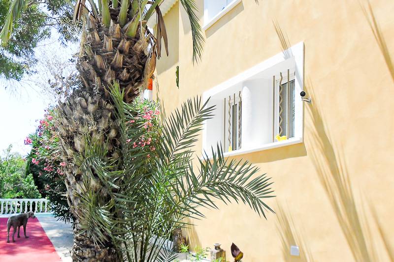 ITE sur une villa traditionnelle des années 50 à Bandol (83150)