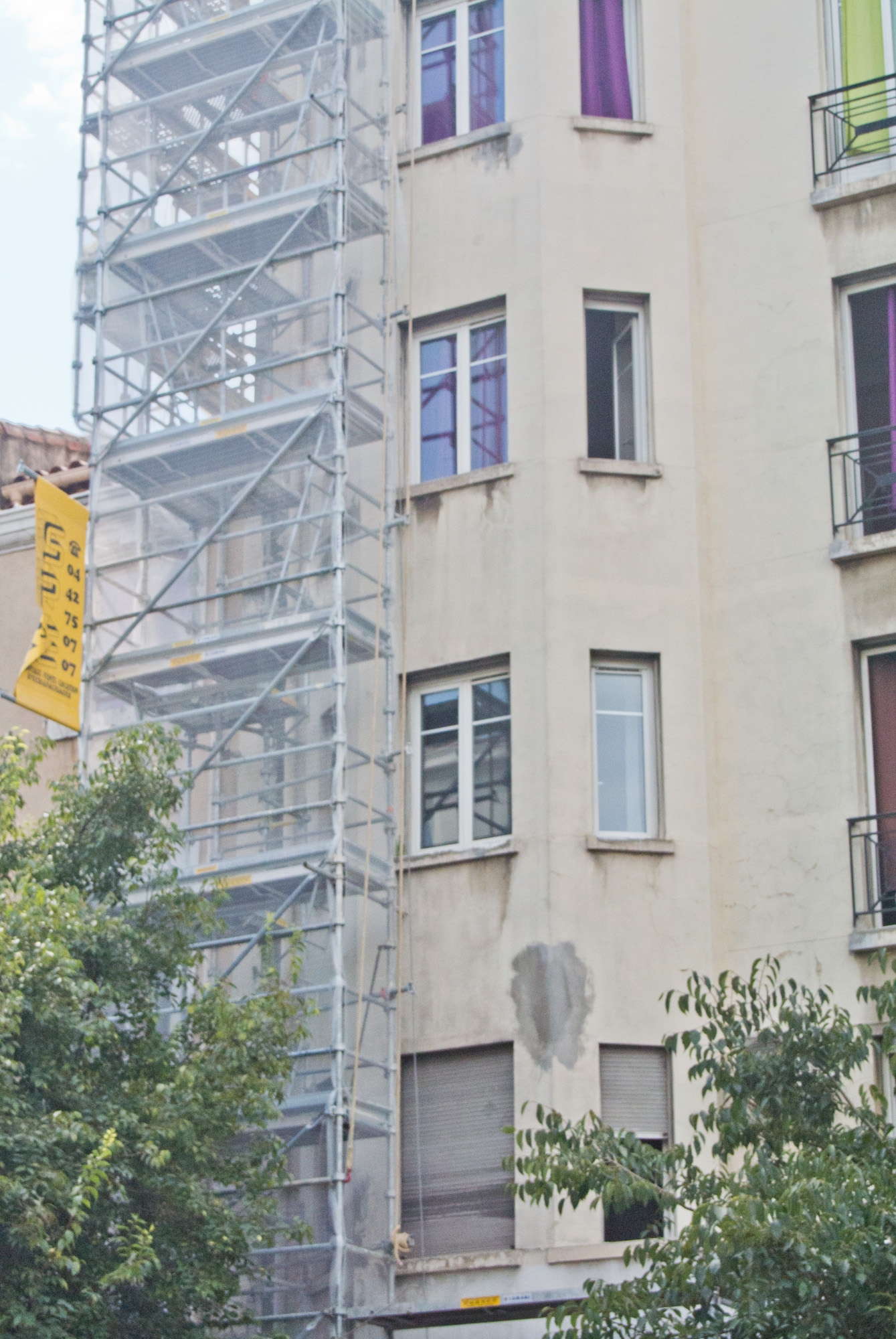 Ravalement de façades à l'enduit chaux Marmorino et lait de chaux Punto Calce du 25 bd Dugommier 13001 Marseille