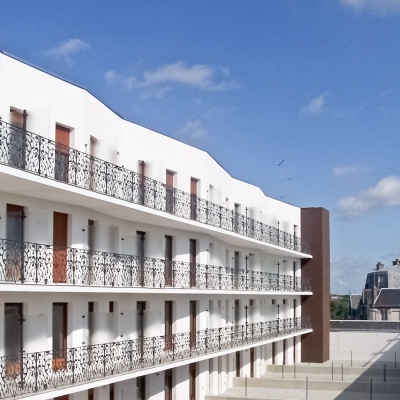 Balcons des habitations des Enfants du Paradis à Chartres