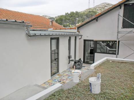 Relookage d'une maison d'été des années 30 à la Panouse à Marseille