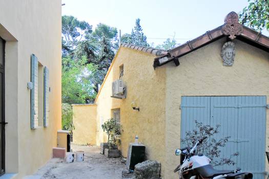 Réhabilitation d'une bastide quartier de Saint Julien à Marseille (13012)