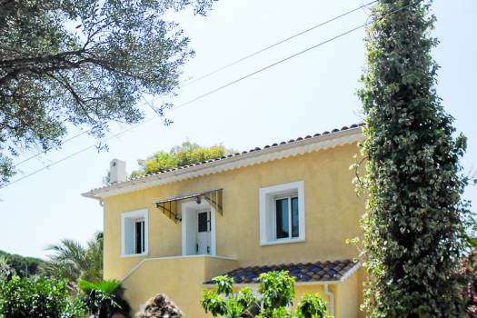 ITE sur une villa traditionnelle des années 50 à Bandol (83150)
