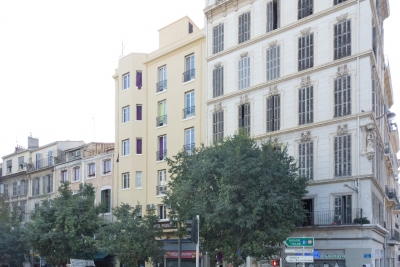 Ravalement de façades à l'enduit chaux Marmorino et lait de chaux Punto Calce du 25 bd Dugommier 13001 Marseille