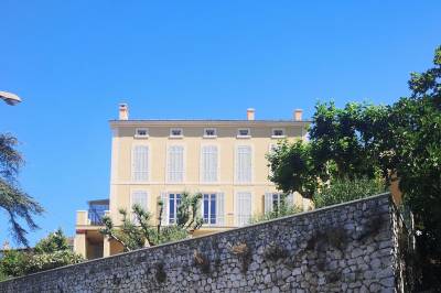 Réhabilitation d'une bastide provençale à Allauch (13190), ravalement de façades à l'enduit chaux NHL 3,5 et lait de chaux Punto Calce
