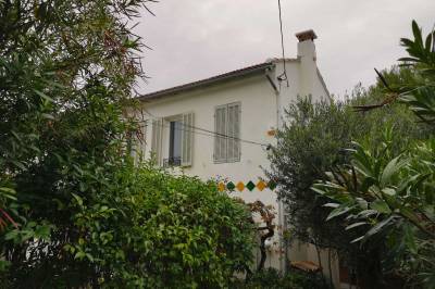 Ravalement de façades à l'enduit chaux Marmorino d'une maison de campagne aux Trois Lucs à Marseille (13012) - Chantier réalisé en 2019