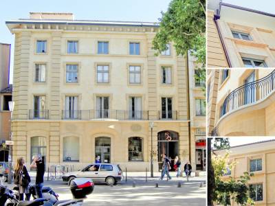 Ensemble Mazarin Mirabeau à Aix-en-Provence : Lait de chaux (eau forte) sur les façades en pierre